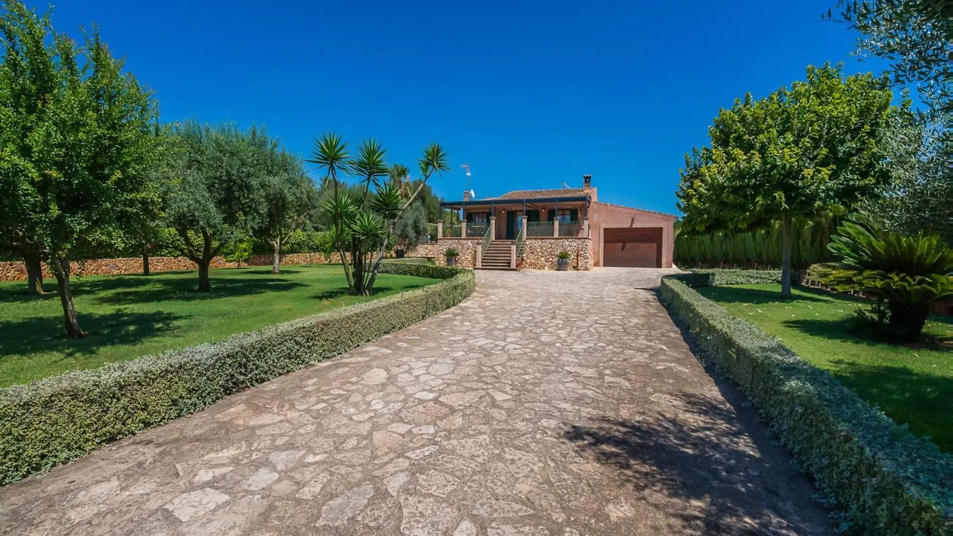 3 Bedroom Country House In Manacor בית נופש